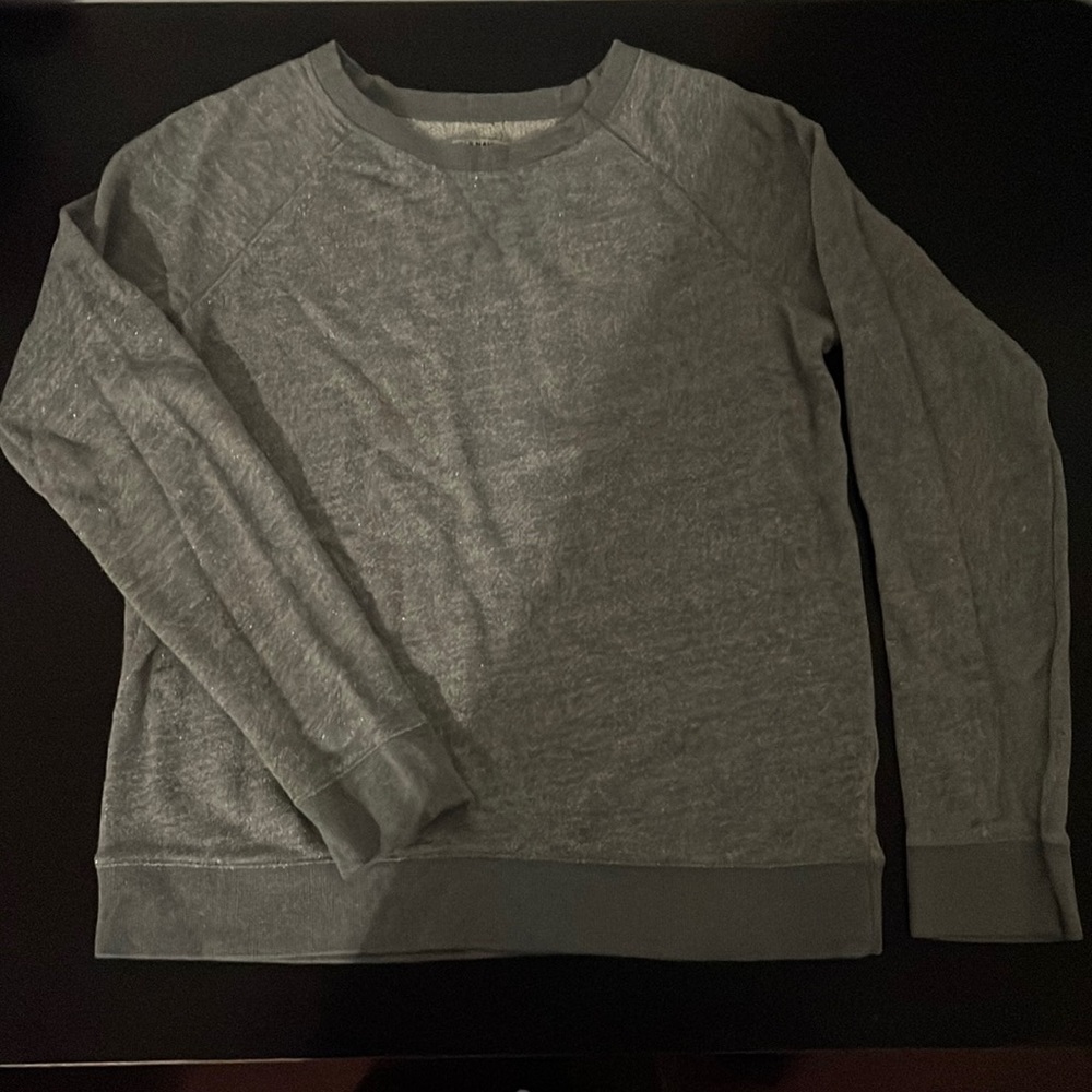 Grey crewneck